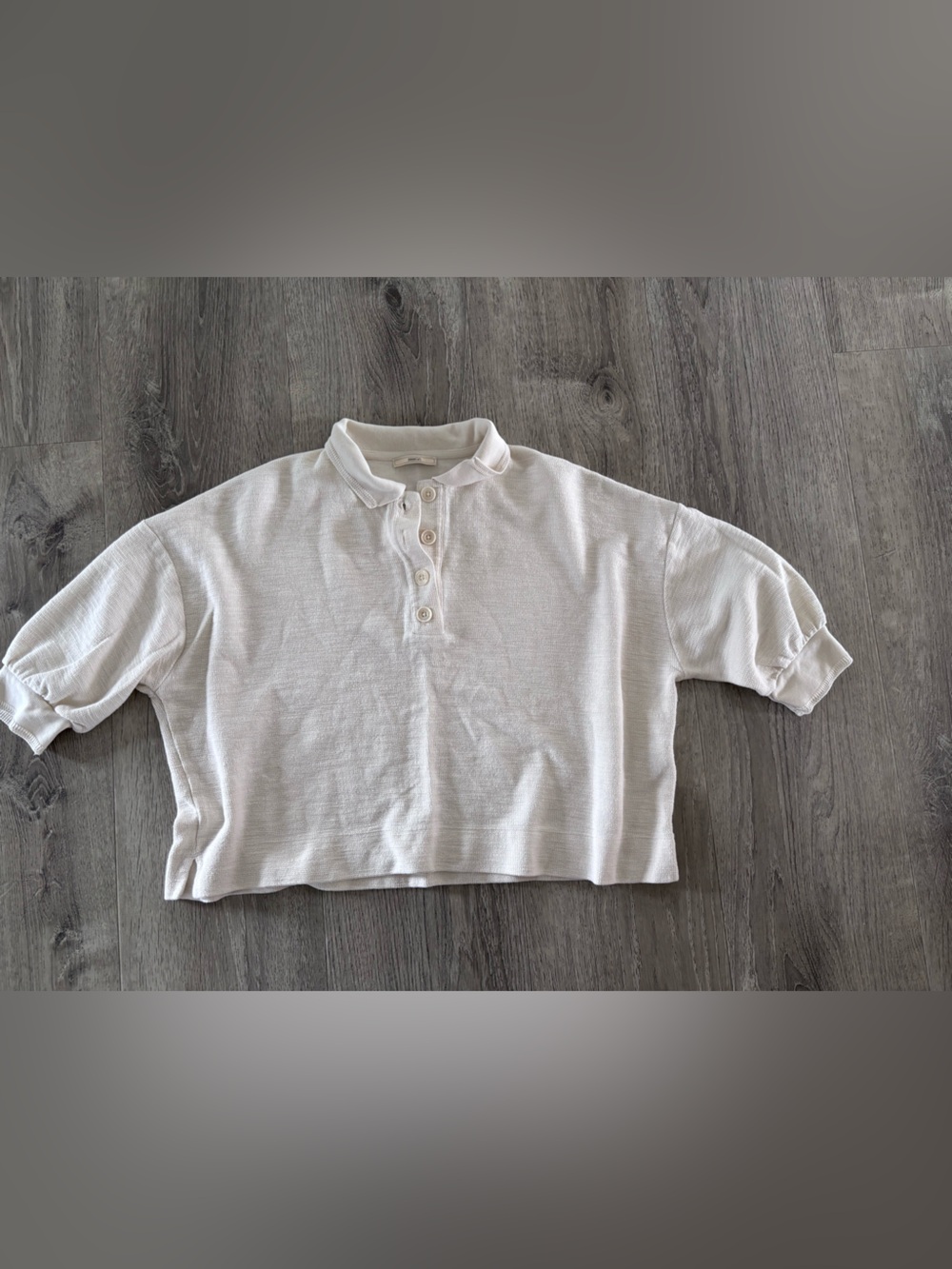 Sessun Cropped Button-Front Polo Top in White